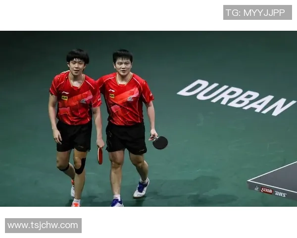 樊振东4:2打败王楚钦,赛后赞王楚钦“是中国队肯定的领军人物”,王楚钦称思维出现问题:许多球没能耐住性质,樊振东更强了
